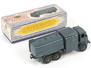 Lot 252 - DINKY TOYS (GB) (1)