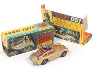 Lot 171 - CORGI TOYS (GB) (1)