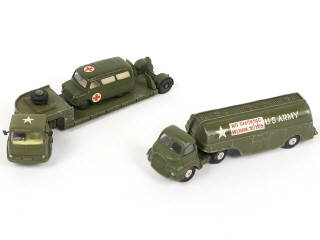 Lot 174 - CORGI TOYS (GB) (3)