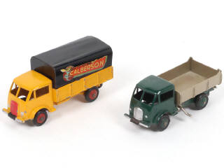 Lot 321 - DINKY TOYS (FRANCE) (2)