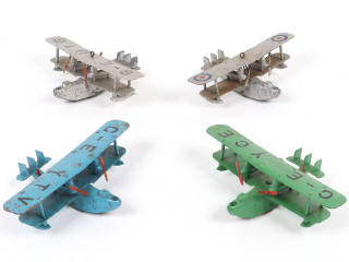 Lot 269 - DINKY TOYS (GB) (4)