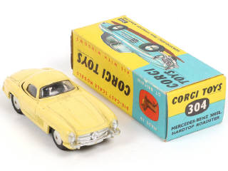 Lot 179 - CORGI TOYS (GB) (1)