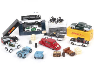 Lot 67 - DIVERS (19)