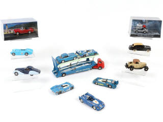 Lot 61 - DIVERS (12)