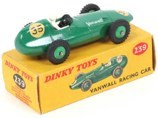 Lot 274 - DINKY TOYS (GB) (1)