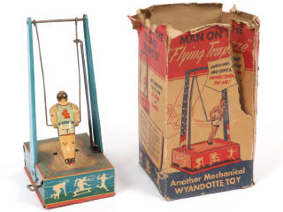 Lot 21 - WYANDOTTE TOYS (USA) (1)