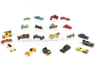 Lot 114 - DIVERS (21)