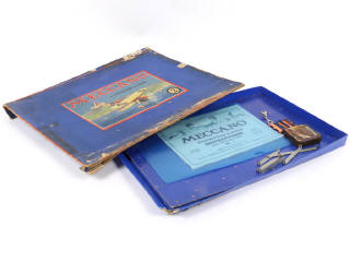Lot 49 - MECCANO (FRANCE) (5)