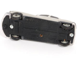 Lot 81 - DIVERS (16)