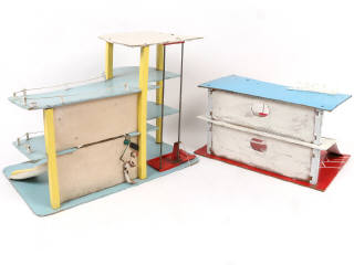 Lot 24 - DIVERS (2)