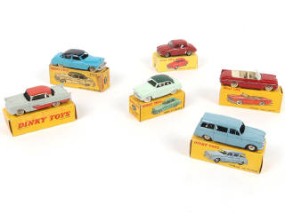 Lot 262 - DINKY TOYS (FRANCE) (6)