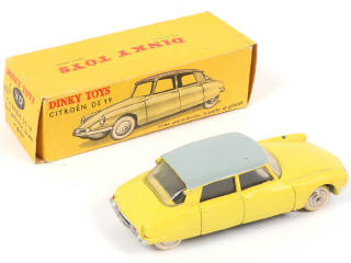 Lot 222 - DINKY TOYS (FRANCE) (1)