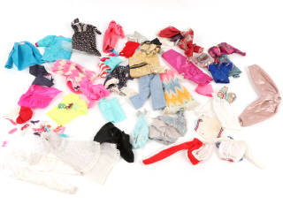 Lot 105 - MATTEL (USA) (50)