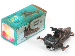 Lot 58 - DIVERS (6)