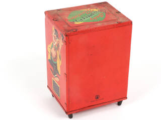 Lot 125 - DIVERS (4)