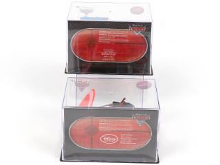 Lot 158 - DISNEY (USA) (2)