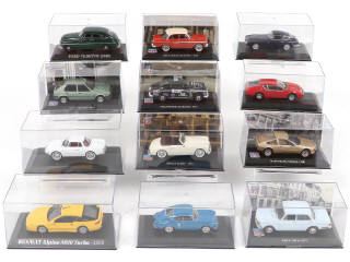 Lot 103 - DIVERS (12)