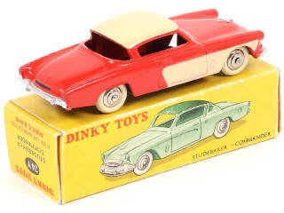 Lot 300 - DINKY TOYS (FRANCE) (1)
