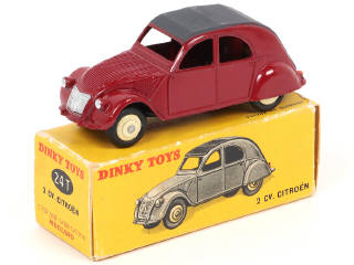 Lot 292 - DINKY TOYS (FRANCE) (1)
