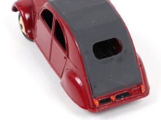 Lot 292 - DINKY TOYS (FRANCE) (1)