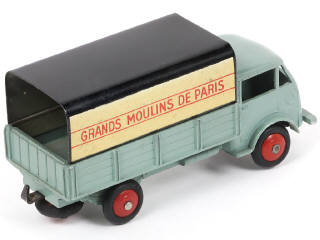 Lot 346 - DINKY TOYS (FRANCE) (1)