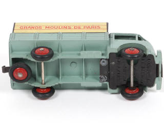 Lot 346 - DINKY TOYS (FRANCE) (1)