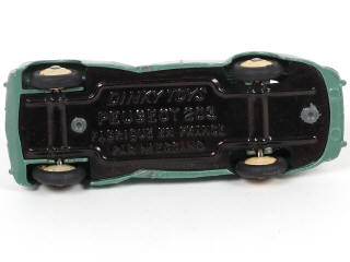 Lot 268 - DINKY TOYS (FRANCE) (1)