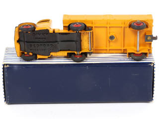 Lot 218 - DINKY TOYS (GB) (1)