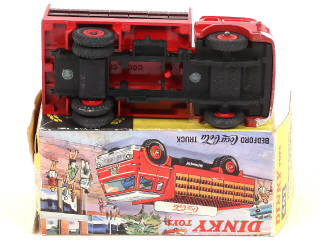 Lot 233 - DINKY TOYS (GB) (1)