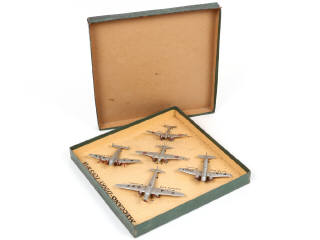 Lot 368 - DINKY TOYS (FRANCE) (1)