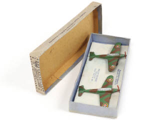 Lot 241 - DINKY TOYS (GB) (1)