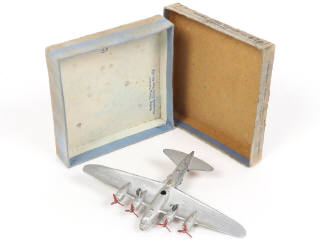 Lot 245 - DINKY TOYS (GB) (1)