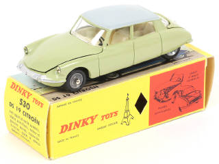 Lot 329 - DINKY TOYS (FRANCE) (1)