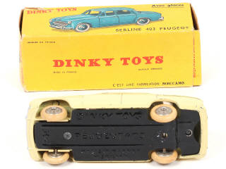 Lot 305 - DINKY TOYS (FRANCE) (1)