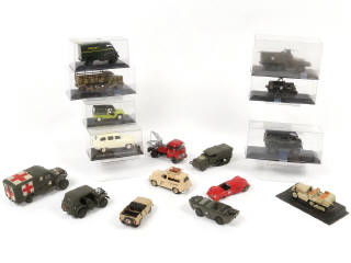 Lot 104 - DIVERS (16)