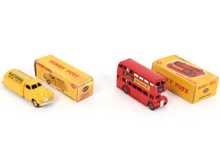 Lot 301 - DINKY TOYS (GB) (2)