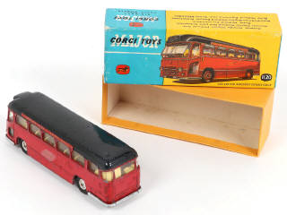 Lot 197 - CORGI TOYS (GB) (4)