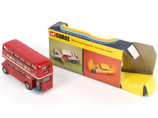 Lot 197 - CORGI TOYS (GB) (4)