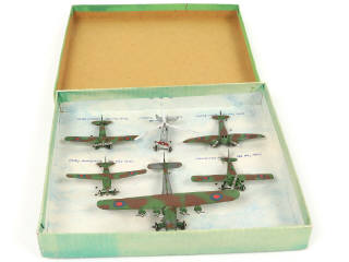 Lot 287 - DINKY TOYS (GB) (1)