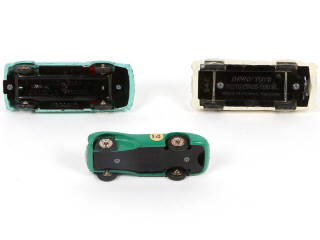 Lot 352 - DINKY TOYS (FRANCE) (3)