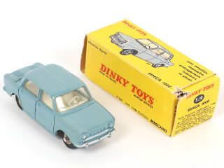 Lot 341 - DINKY TOYS (FRANCE) (2)
