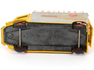 Lot 331 - DINKY TOYS (FRANCE) (1)