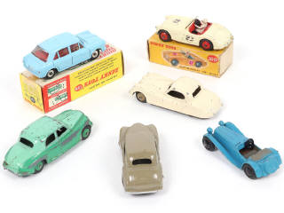 Lot 308 - DINKY TOYS (GB) (6)