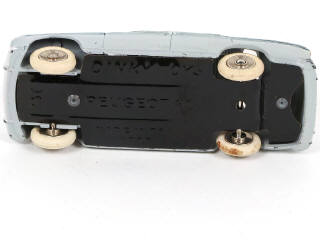 Lot 317 - DINKY TOYS (FRANCE) (1)