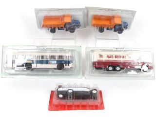 Lot 90 - DIVERS (10)