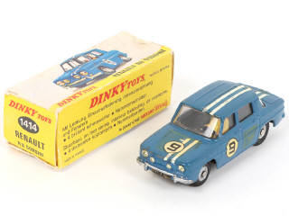 Lot 323 - DINKY TOYS (FRANCE) (1)