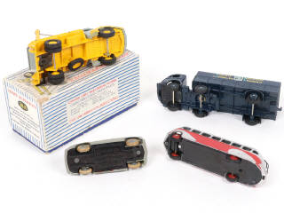 Lot 353 - DINKY TOYS (FRANCE) (4)