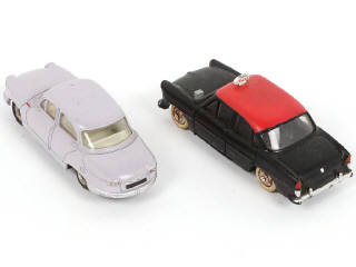 Lot 343 - DINKY TOYS (FRANCE) (2)