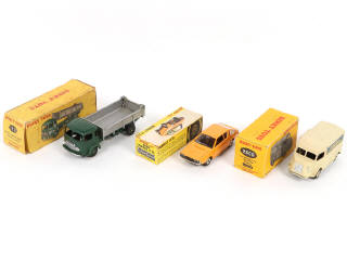 Lot 351 - DINKY TOYS (FRANCE) (3)
