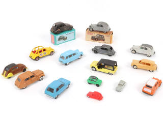 Lot 100 - DIVERS (15)